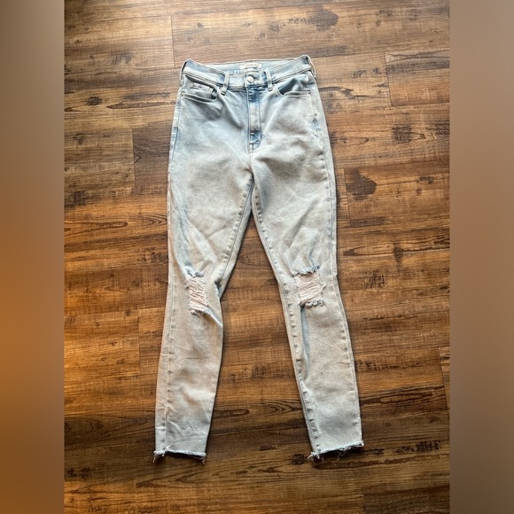 PacSun Blue High Rise Jeans with Distressed Details - Picture 1 of 3